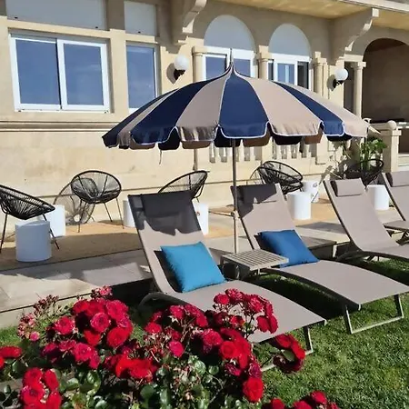 Lodge Marina Gallega *